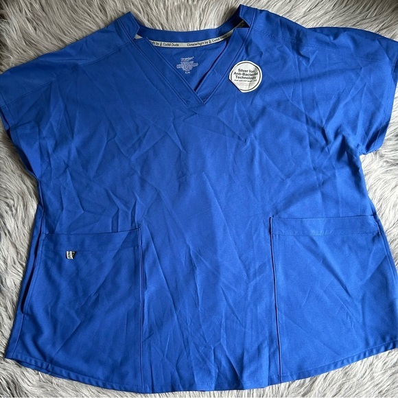 ClimateRight By Cuddl Duds Scrub Top Womens Size XL Blue Short Sleeve Work Shirt - Picture 1 of 6